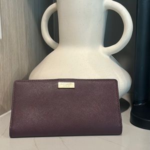 Kate Spade bifold wallet
